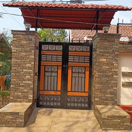 Singh Cottage Lonavala Luaran gambar